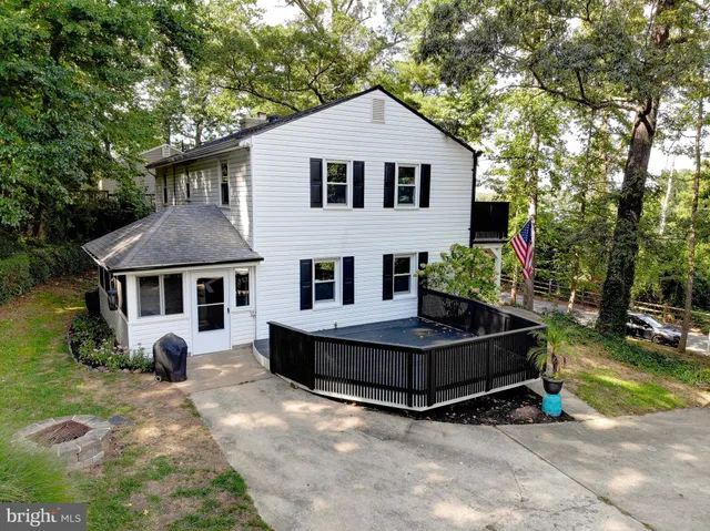 $699,995 | 349 Arbutus Drive, Edgewater, MD 21037