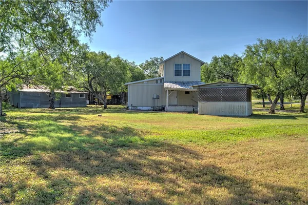 $165,000 | 118 Island Drive, Lake City, TX 78368