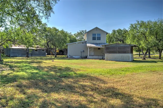 a house view with a outdoor space