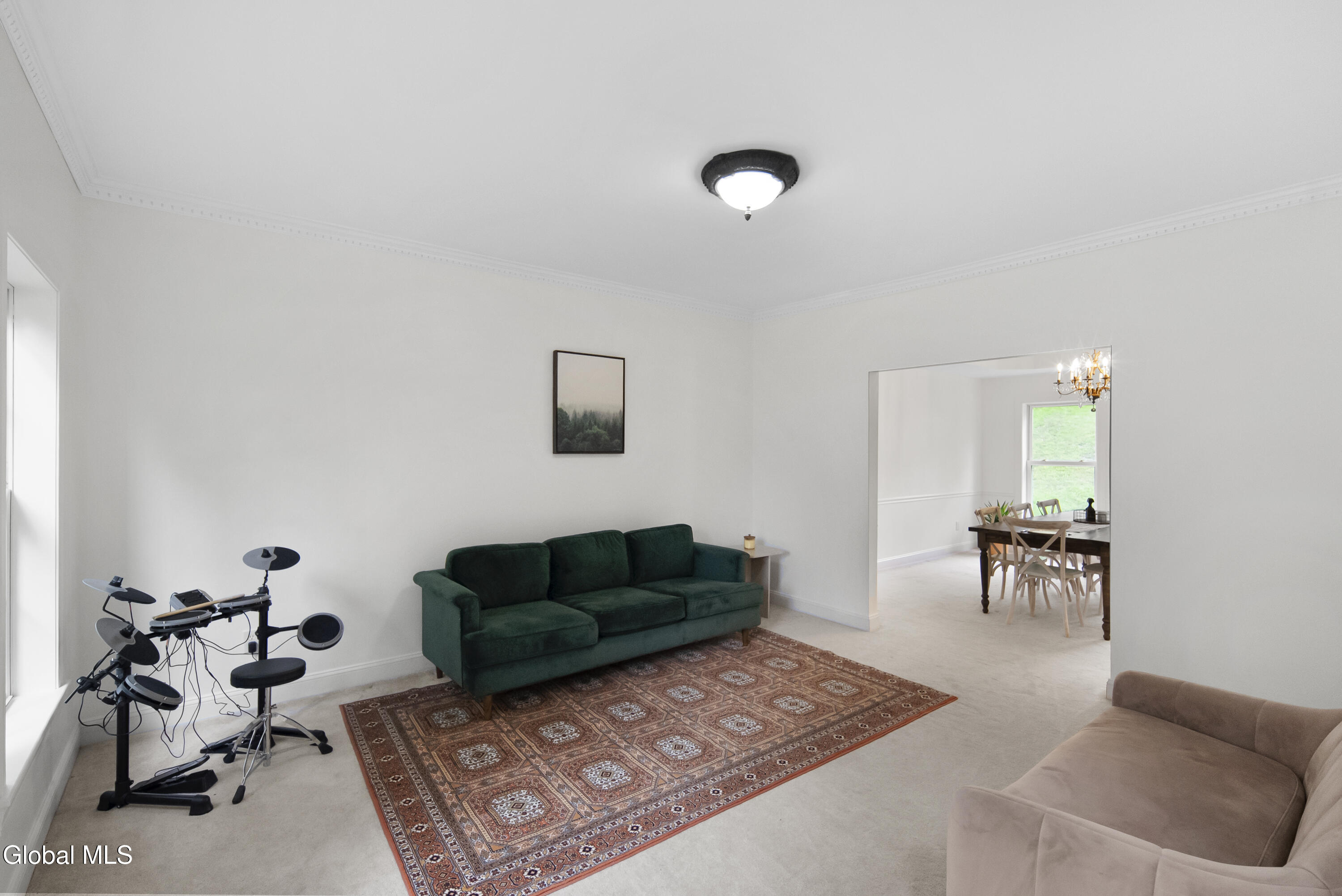 41 Dyke Road Colonie, NY 12110 - Photo 11 of 81 008