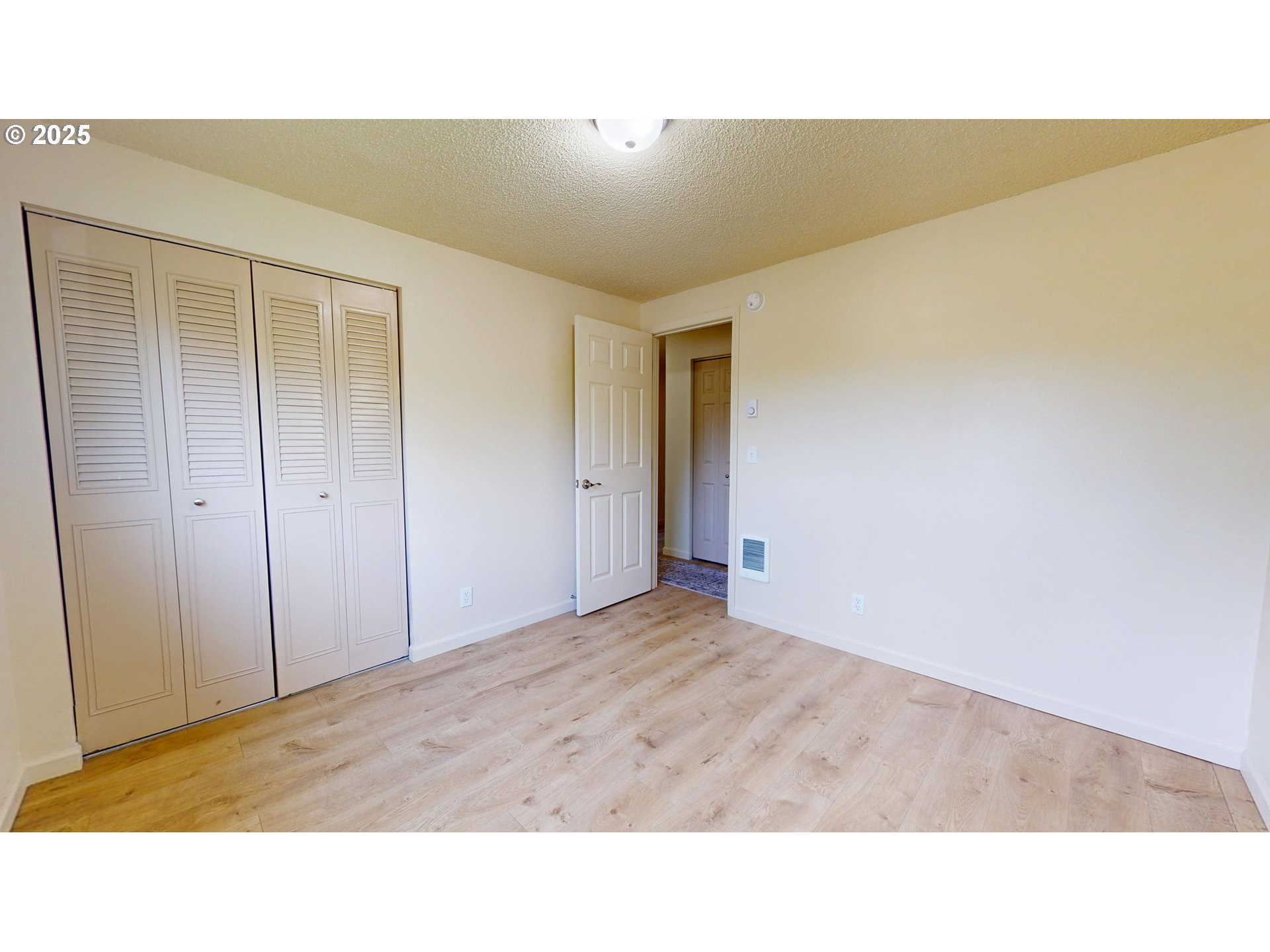 143 V Street Springfield, OR 97477 - Photo 12 of 30
