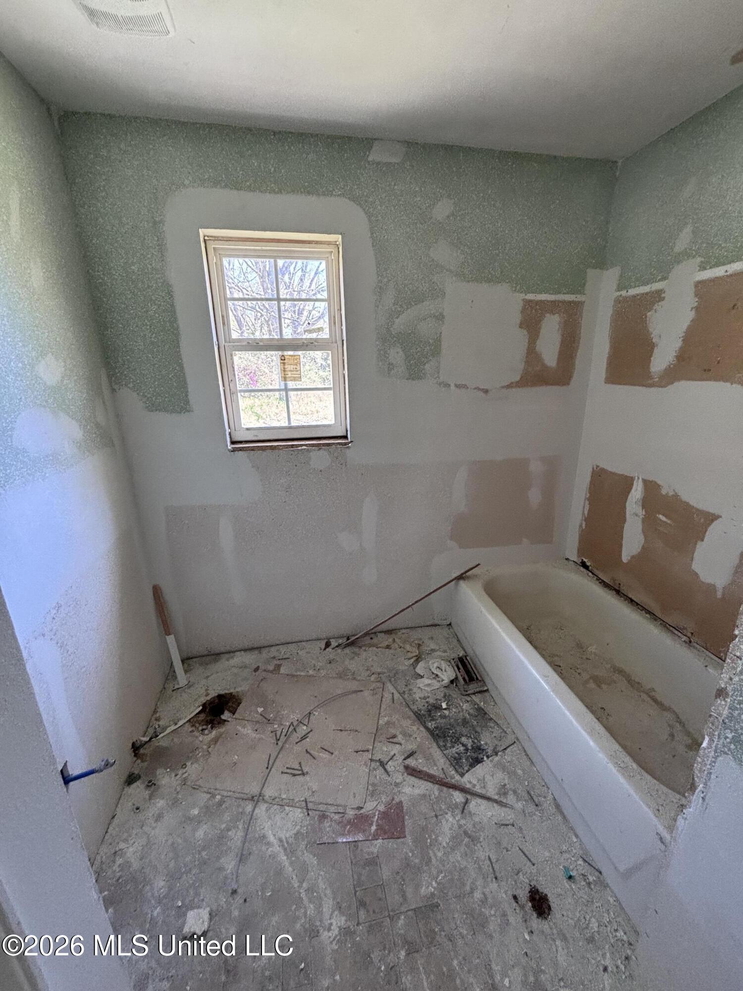 258 Mt Pleasant Road Lucedale, MS 39452 - Photo 9 of 14 Photo Mar 13 2026, 11 09 08 AM