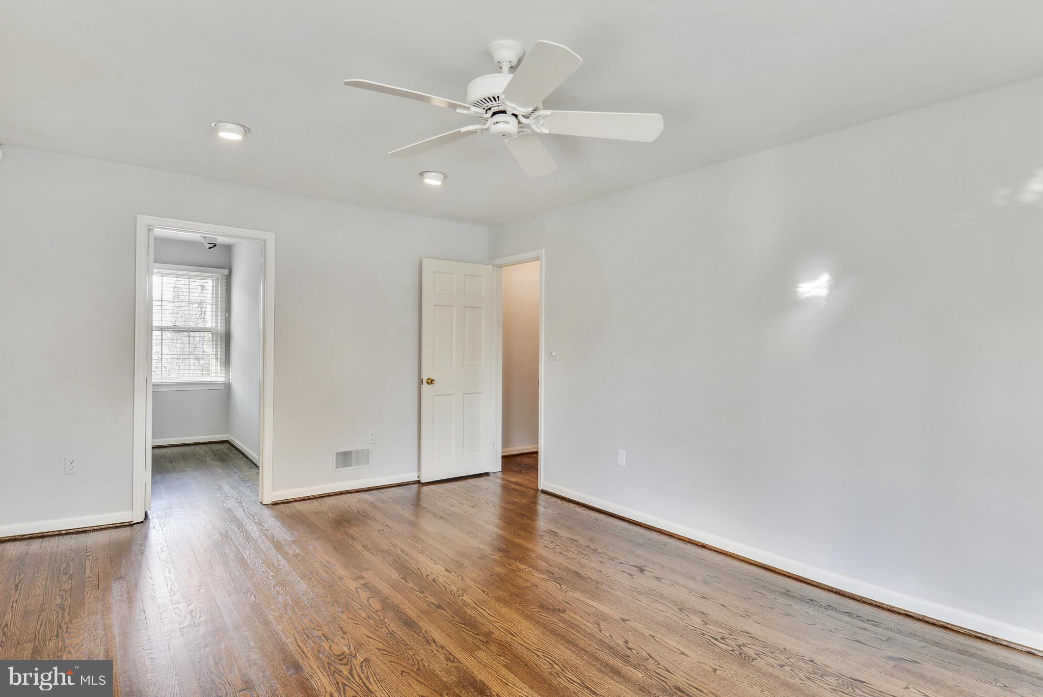 9502 Clement Road Silver Spring, MD 20910 - Photo 13 of 30 Bedroom (Master)