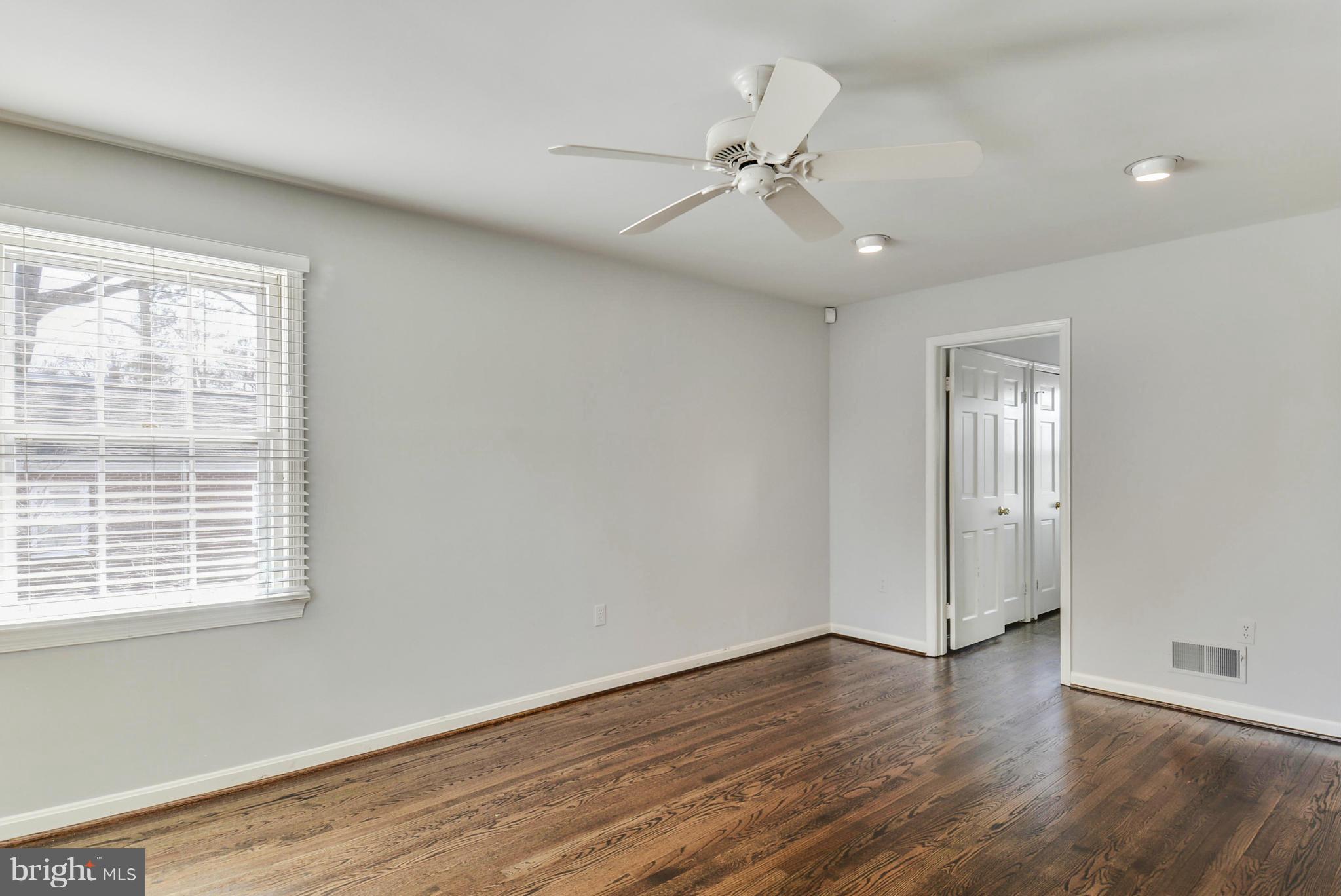 9502 Clement Road Silver Spring, MD 20910 - Photo 14 of 30 Bedroom (Master)