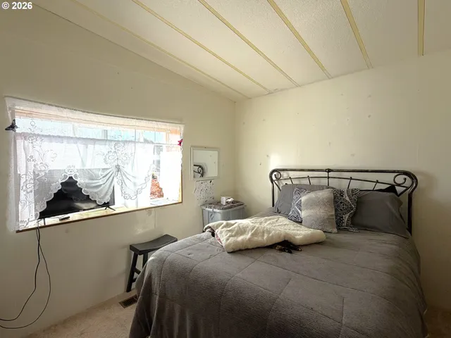 $189,500 | 16063 Driftwood Lane, Unit 14, Brookings, OR 97415