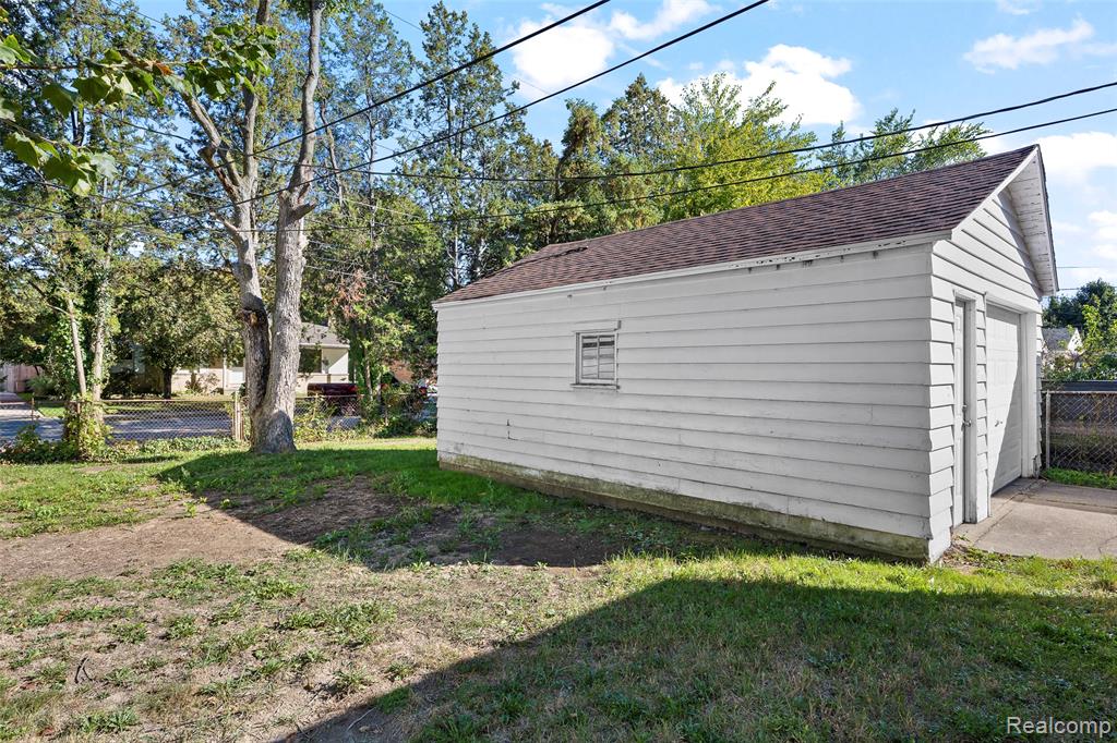 3309 Dallas Street Dearborn, MI 48124 - Photo 32 of 34