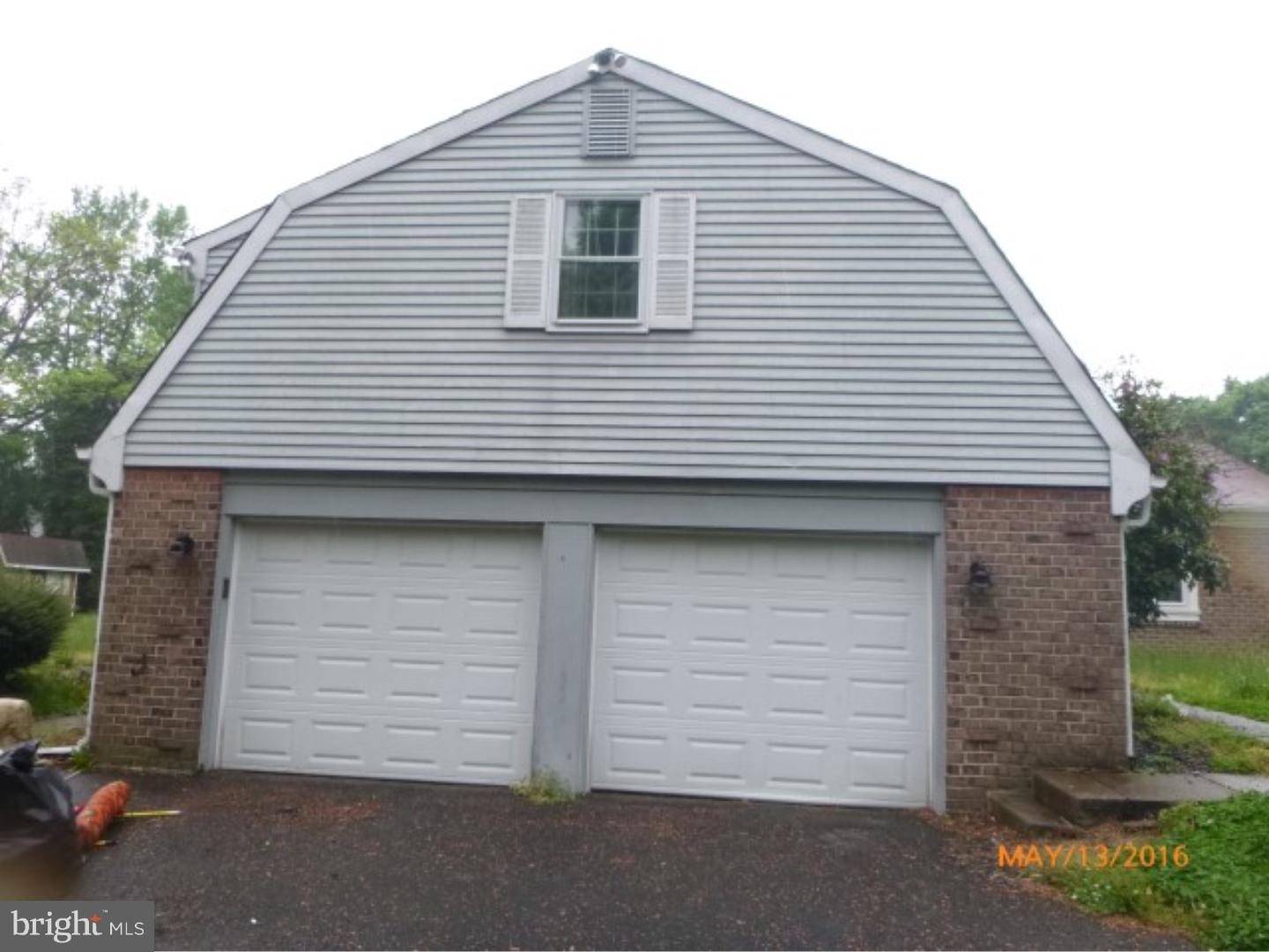 9040 Pine Road, Unit E Philadelphia, PA 19115 - Photo 2 of 24