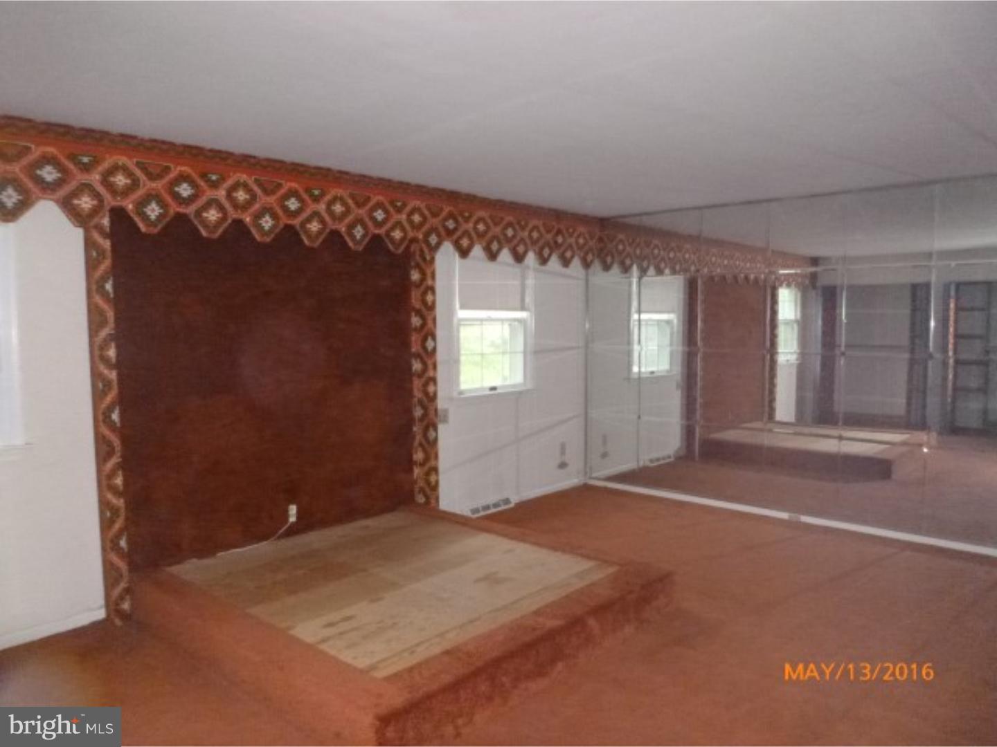 9040 Pine Road, Unit E Philadelphia, PA 19115 - Photo 11 of 24