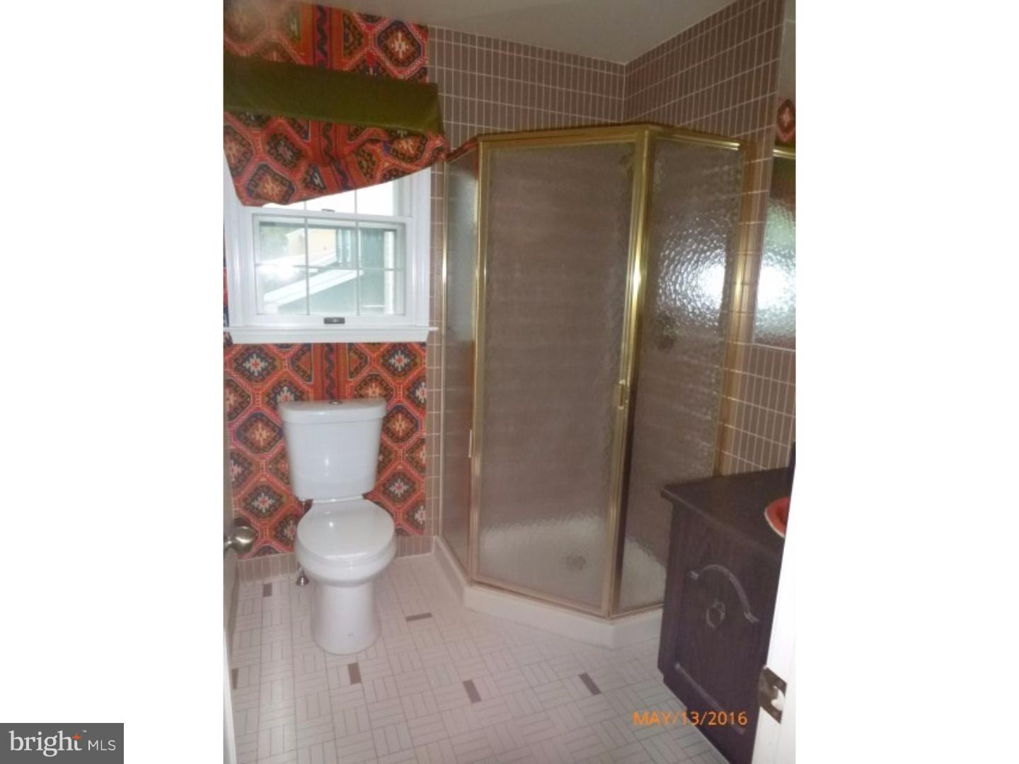 9040 Pine Road, Unit E Philadelphia, PA 19115 - Photo 12 of 24