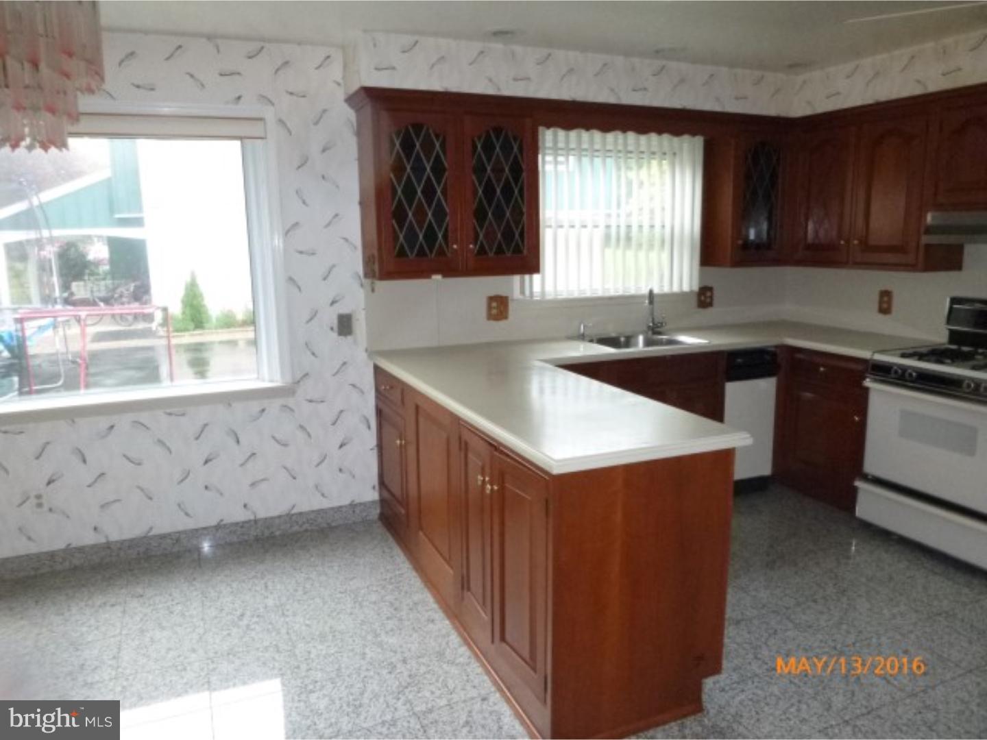 9040 Pine Road, Unit E Philadelphia, PA 19115 - Photo 19 of 24