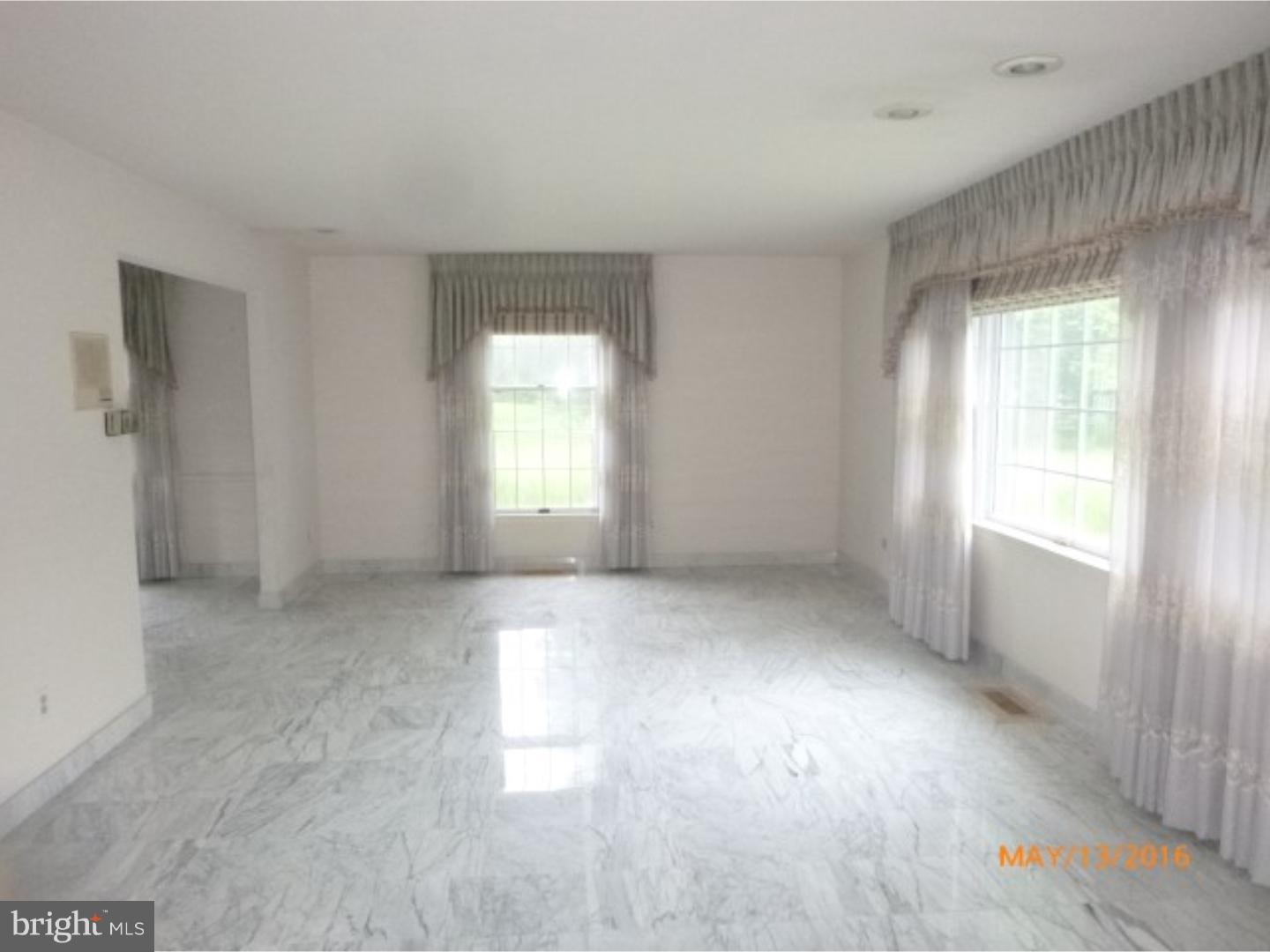 9040 Pine Road, Unit E Philadelphia, PA 19115 - Photo 3 of 24