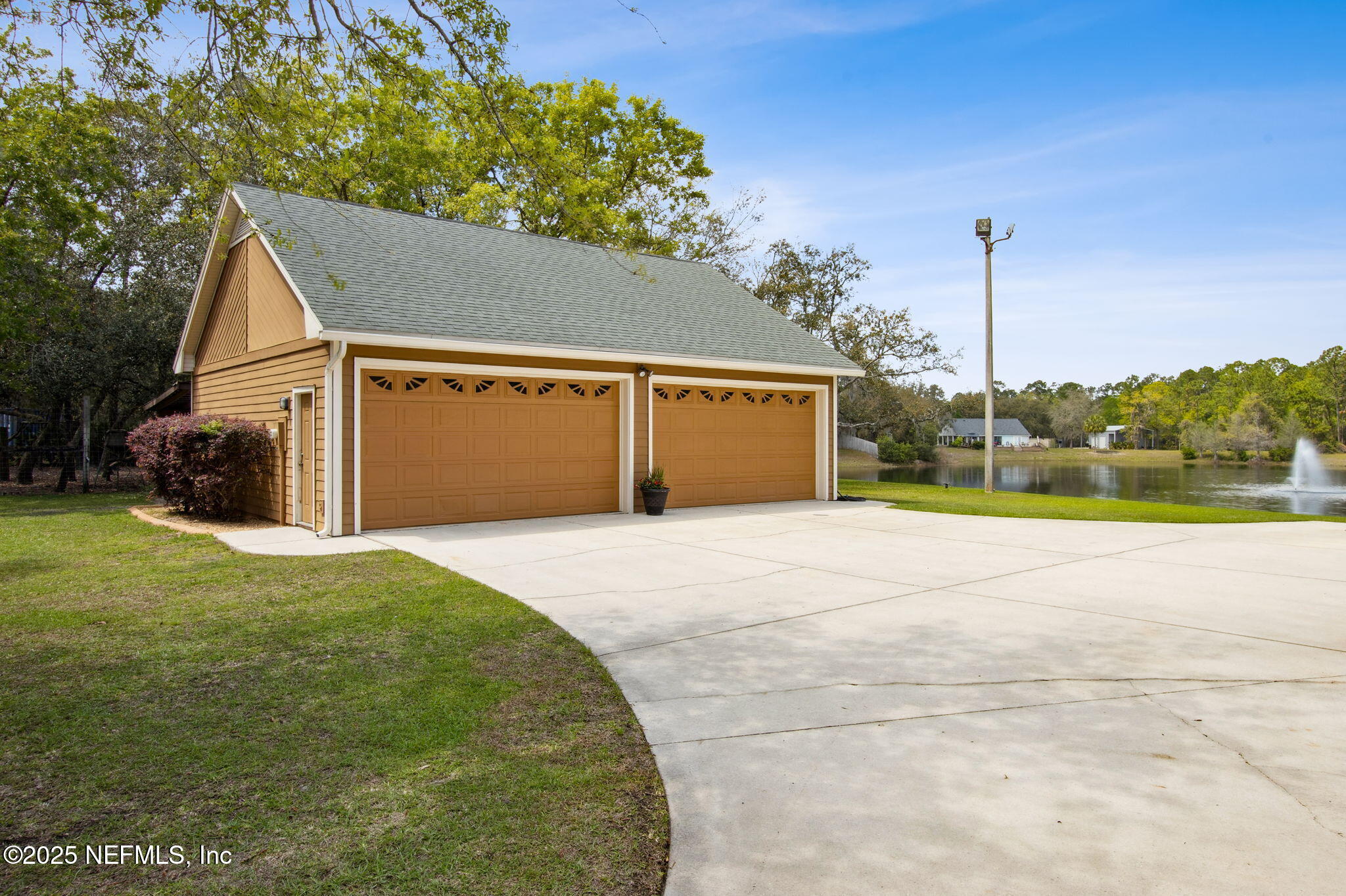 3208 Thunder Road Middleburg, FL 32068 - Photo 7 of 104 6-web-or-mls-3208 Thunder Rd (44 of 68)