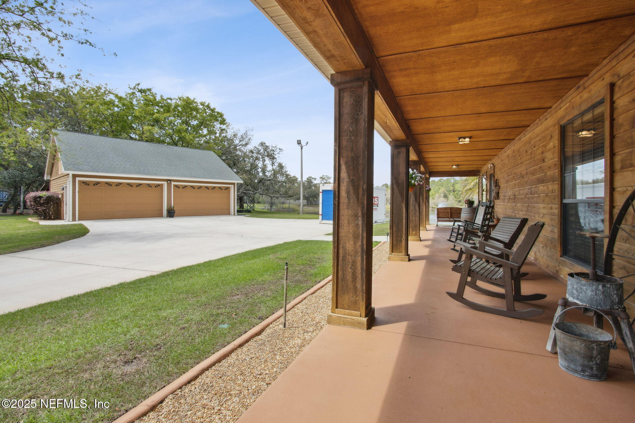 3208 Thunder Road Middleburg, FL 32068 - Photo 8 of 104 7-web-or-mls-3208 Thunder Rd (39 of 68)