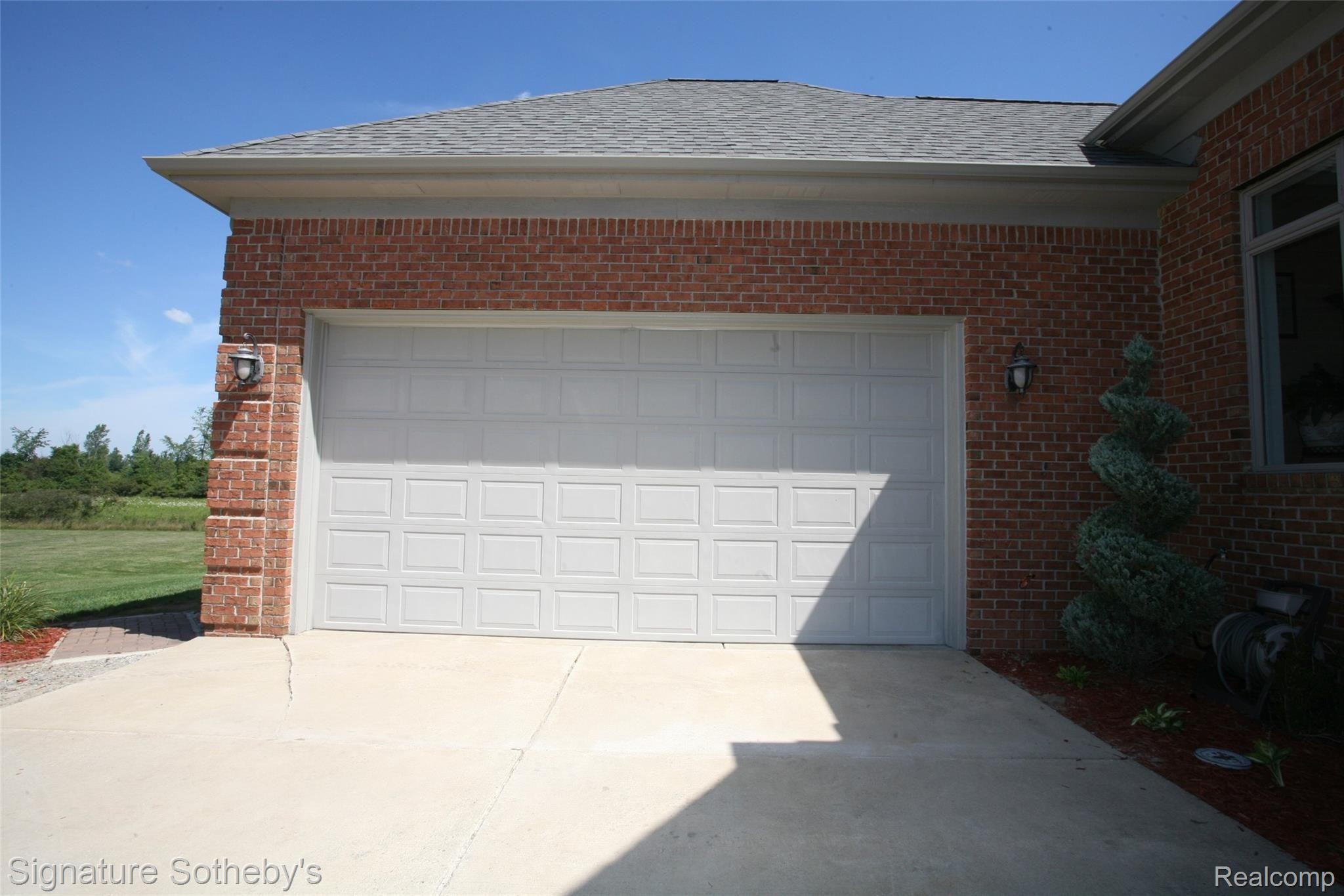 1720 Braidwood Road Memphis, MI 48041 - Photo 58 of 60 2.5 Car Garage