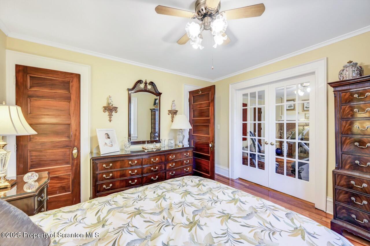 1118 Columbia Street Scranton, PA 18509 - Photo 55 of 92 a bedroom with a bed dresser and a window