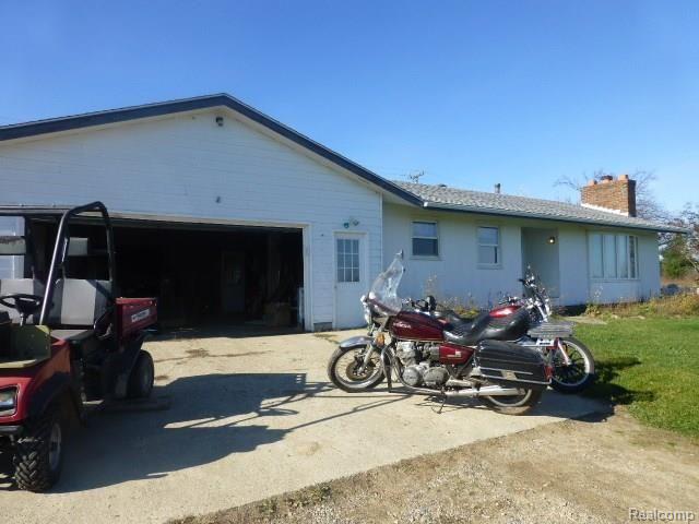 8725 Cade Road Brown City, MI 48416 - Photo 3 of 41 P1020554.JPG
