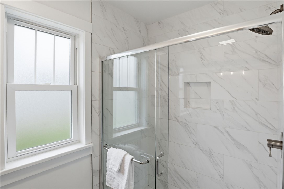 105 Hogan Road Perinton, NY 14450 - Photo 27 of 47