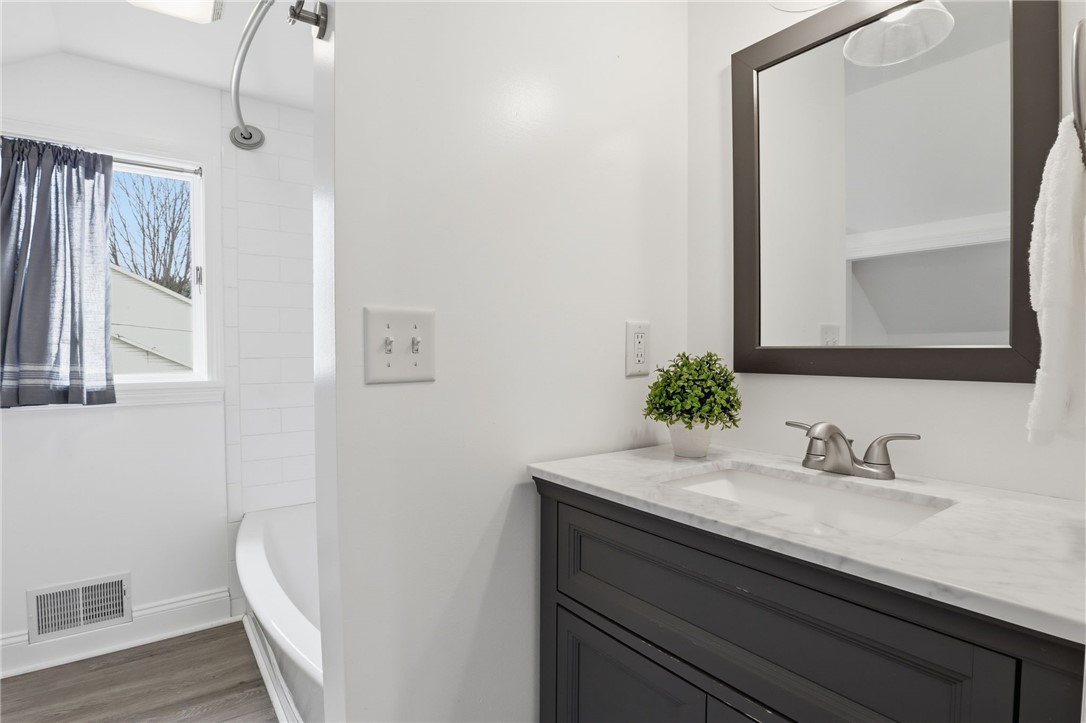 105 Hogan Road Perinton, NY 14450 - Photo 29 of 47