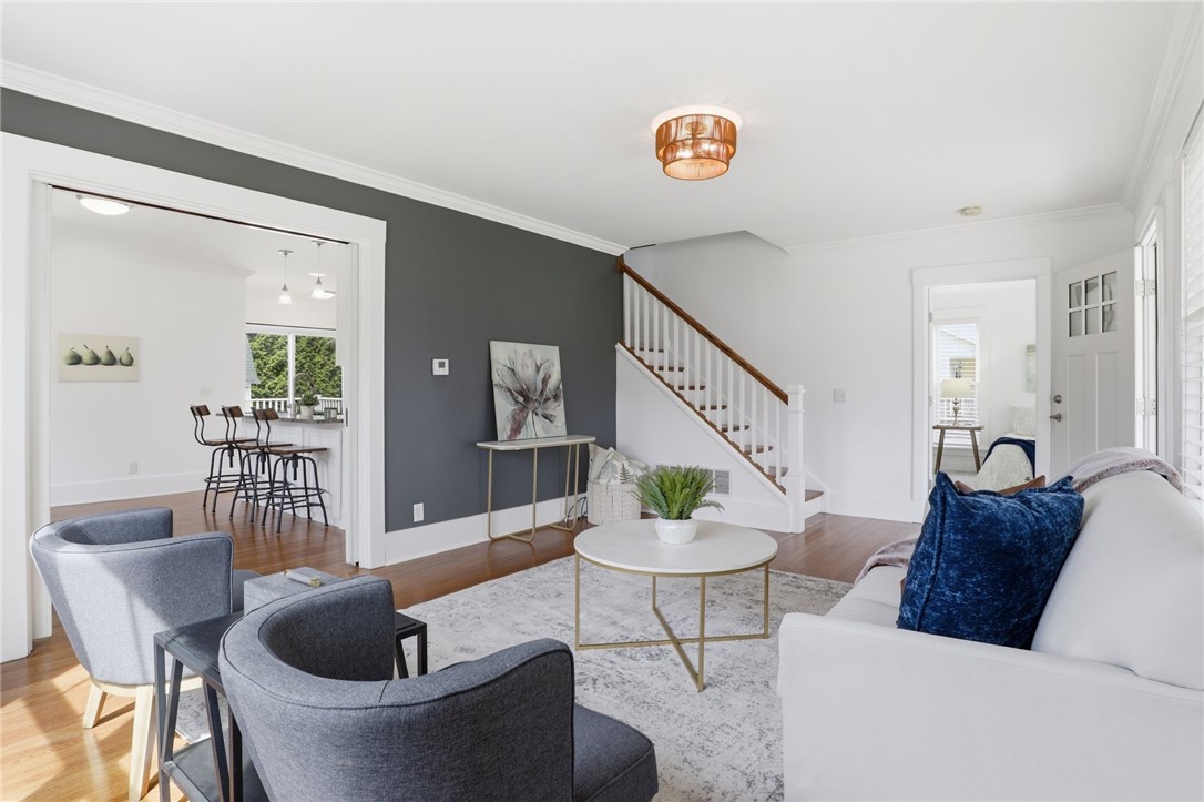 105 Hogan Road Perinton, NY 14450 - Photo 6 of 47