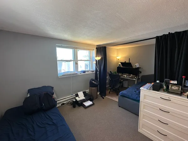 $2,075 | 720 Bennington Street, Unit 304, Boston, MA 02128