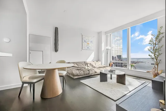 $1,600,000 | 252 South Street, Unit 73K | Two Bridges