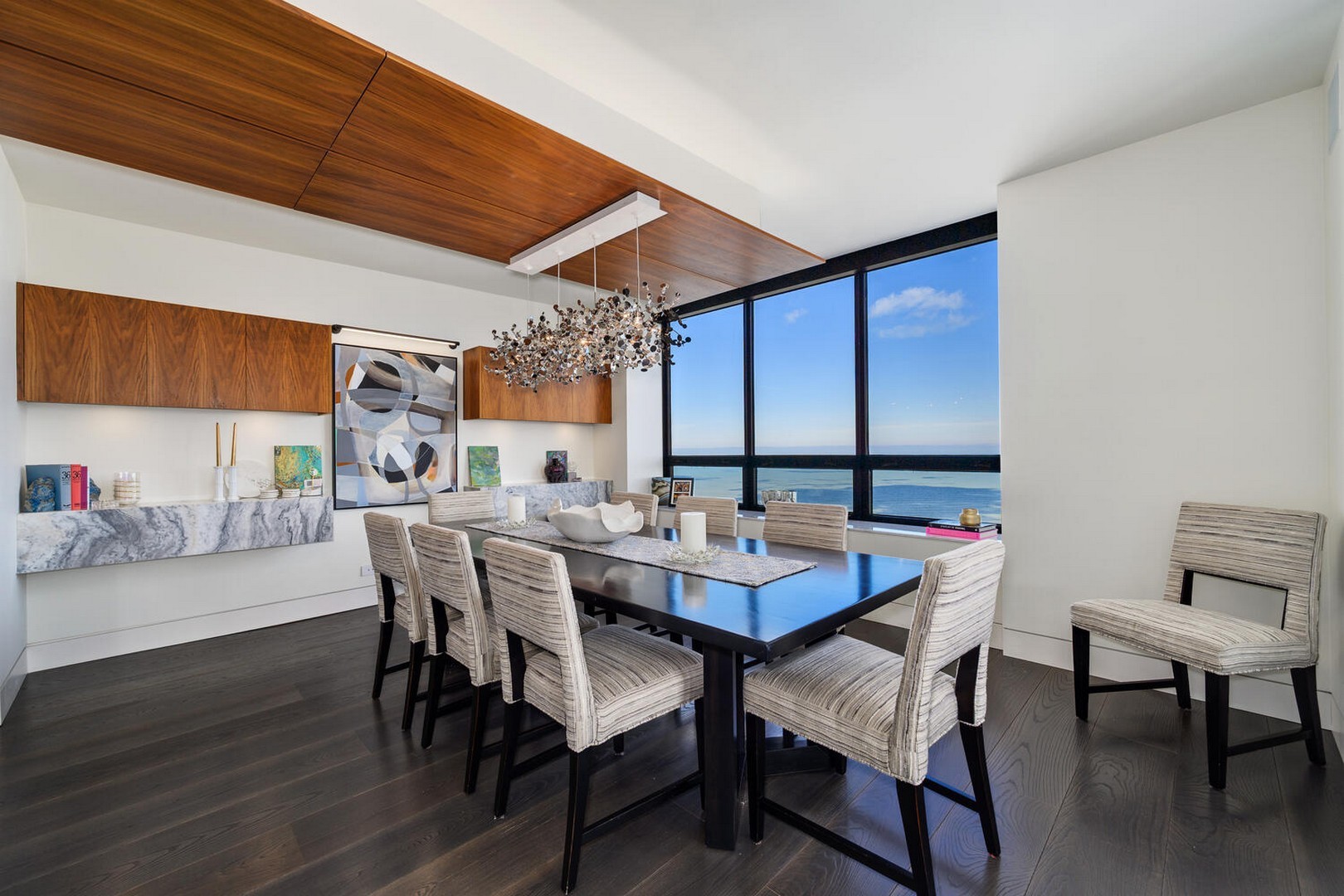 180 East Pearson Street, Unit 5804 Chicago, IL 60611 - Photo 12 of 36