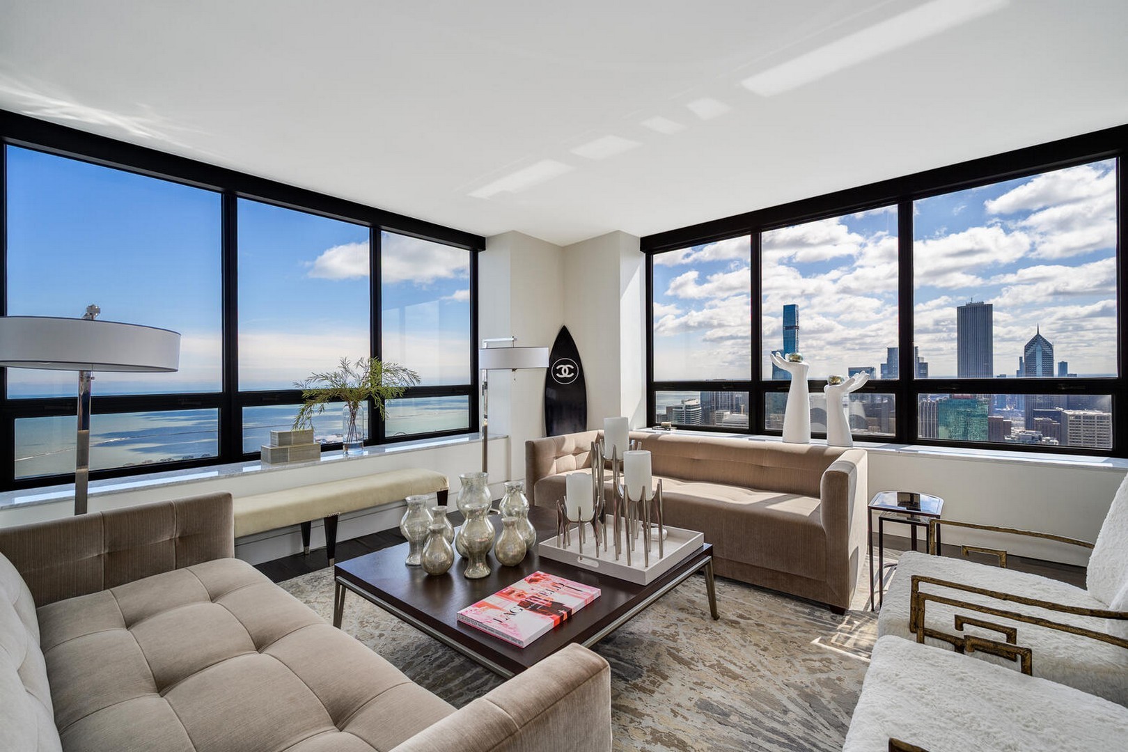 180 East Pearson Street, Unit 5804 Chicago, IL 60611 - Photo 5 of 36