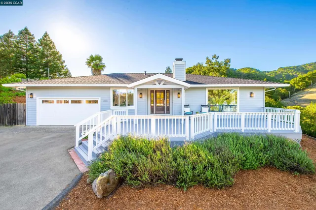 $2,495,000 | 1600 Shangri La Court, Lafayette, CA 94549