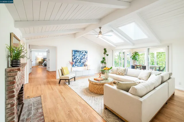 $2,495,000 | 1600 Shangri La Court, Lafayette, CA 94549