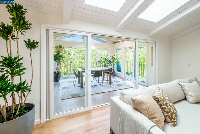 $2,495,000 | 1600 Shangri La Court, Lafayette, CA 94549