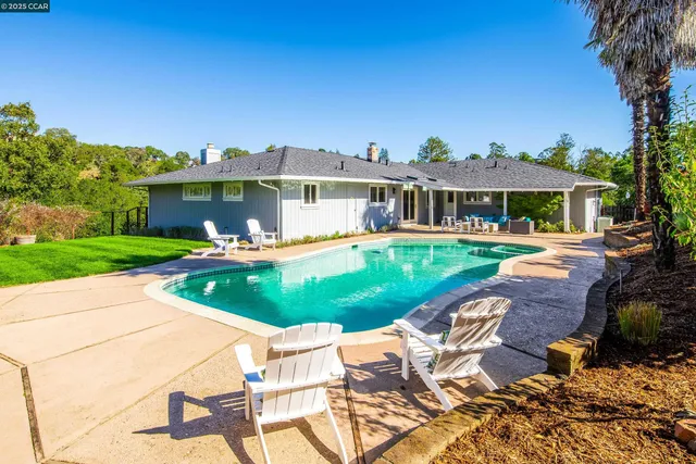 $2,495,000 | 1600 Shangri La Court, Lafayette, CA 94549