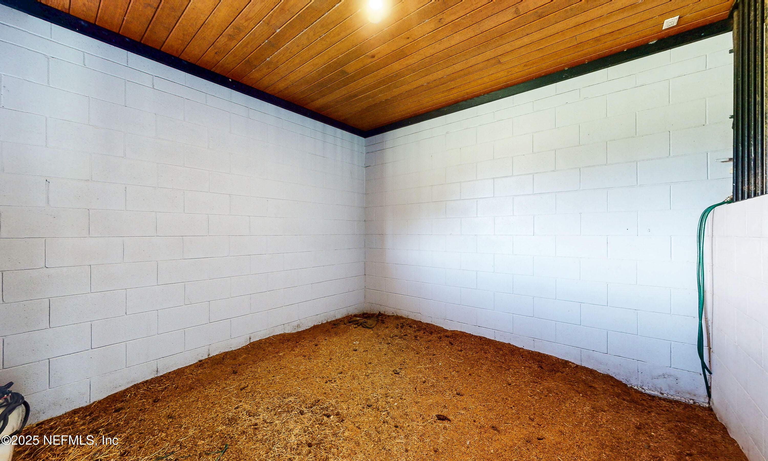 1845 Kinard Road Bryceville, FL 32009 - Photo 49 of 86 Horse Stalls