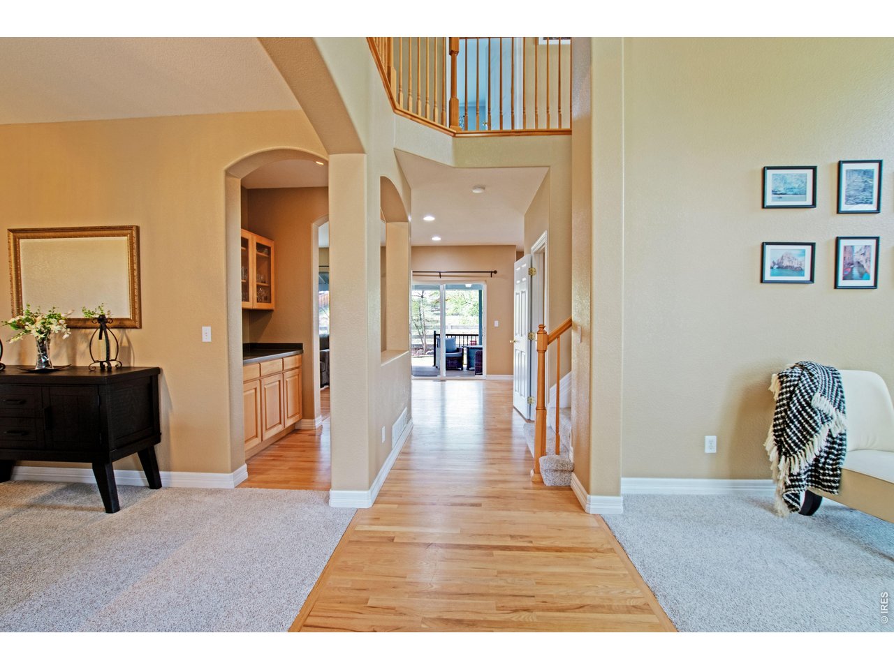 615 Americana Road Longmont, CO 80504 - Photo 5 of 47 Foyer view to grand entrance