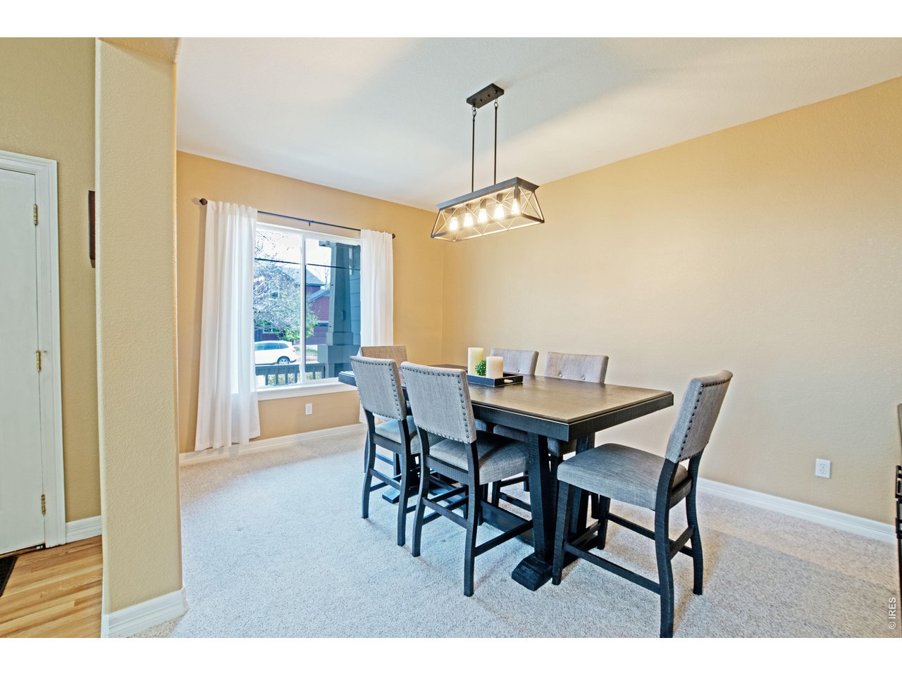 615 Americana Road Longmont, CO 80504 - Photo 8 of 47 Dining roomDining are