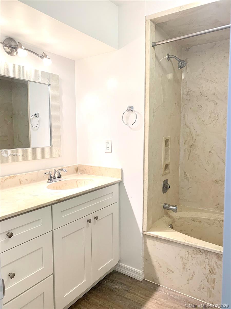 7482 Champagne Place Boca Raton, FL 33433 - Photo 9 of 15