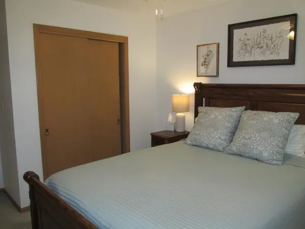 $240,000 | 2337 North Lynn Avenue, Freeport, IL 61032