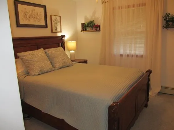 $240,000 | 2337 North Lynn Avenue, Freeport, IL 61032