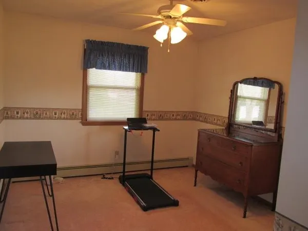 $240,000 | 2337 North Lynn Avenue, Freeport, IL 61032