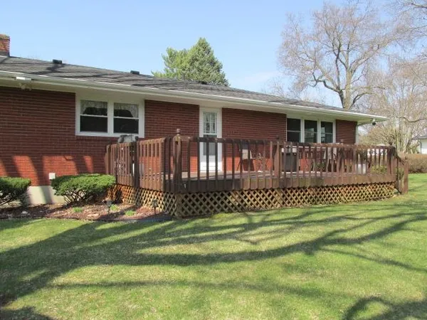 $240,000 | 2337 North Lynn Avenue, Freeport, IL 61032