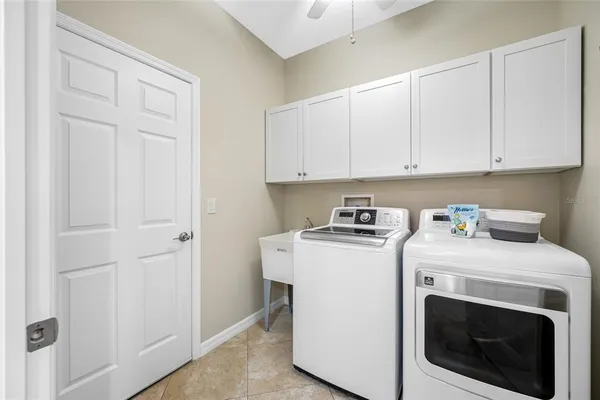 $465,000 | 2527 Silverback Court, Palm Harbor, FL 34684