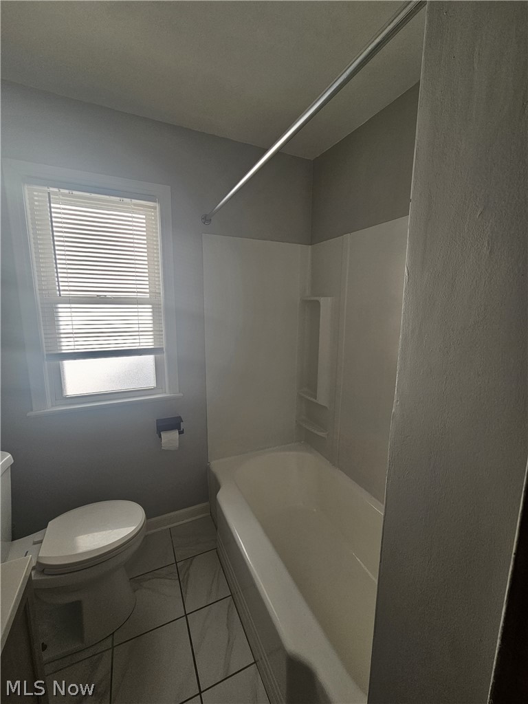 3709 Woodridge Road Cleveland Heights, OH 44121 - Photo 6 of 8