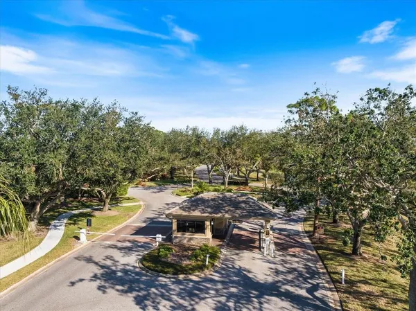 $699,000 | 4565 Deer Creek Boulevard, Sarasota, FL 34238