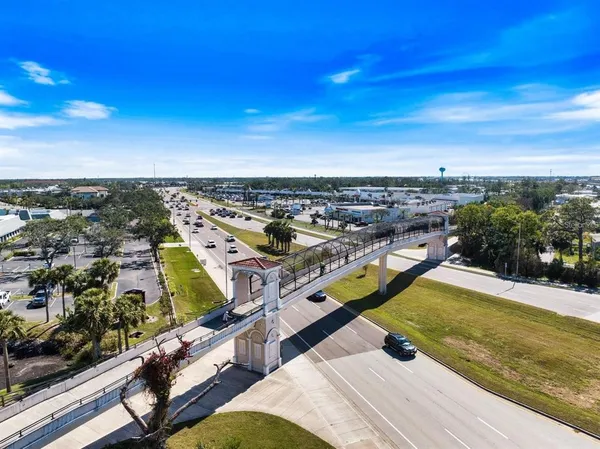 $699,000 | 4565 Deer Creek Boulevard, Sarasota, FL 34238