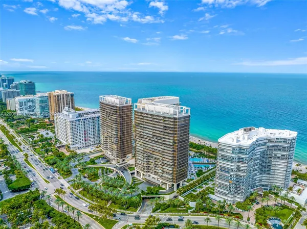 $25,000 | 9701 Collins Avenue, Unit 805S, Bal Harbour, FL 33154
