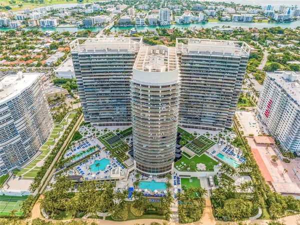 $25,000 | 9701 Collins Avenue, Unit 805S, Bal Harbour, FL 33154