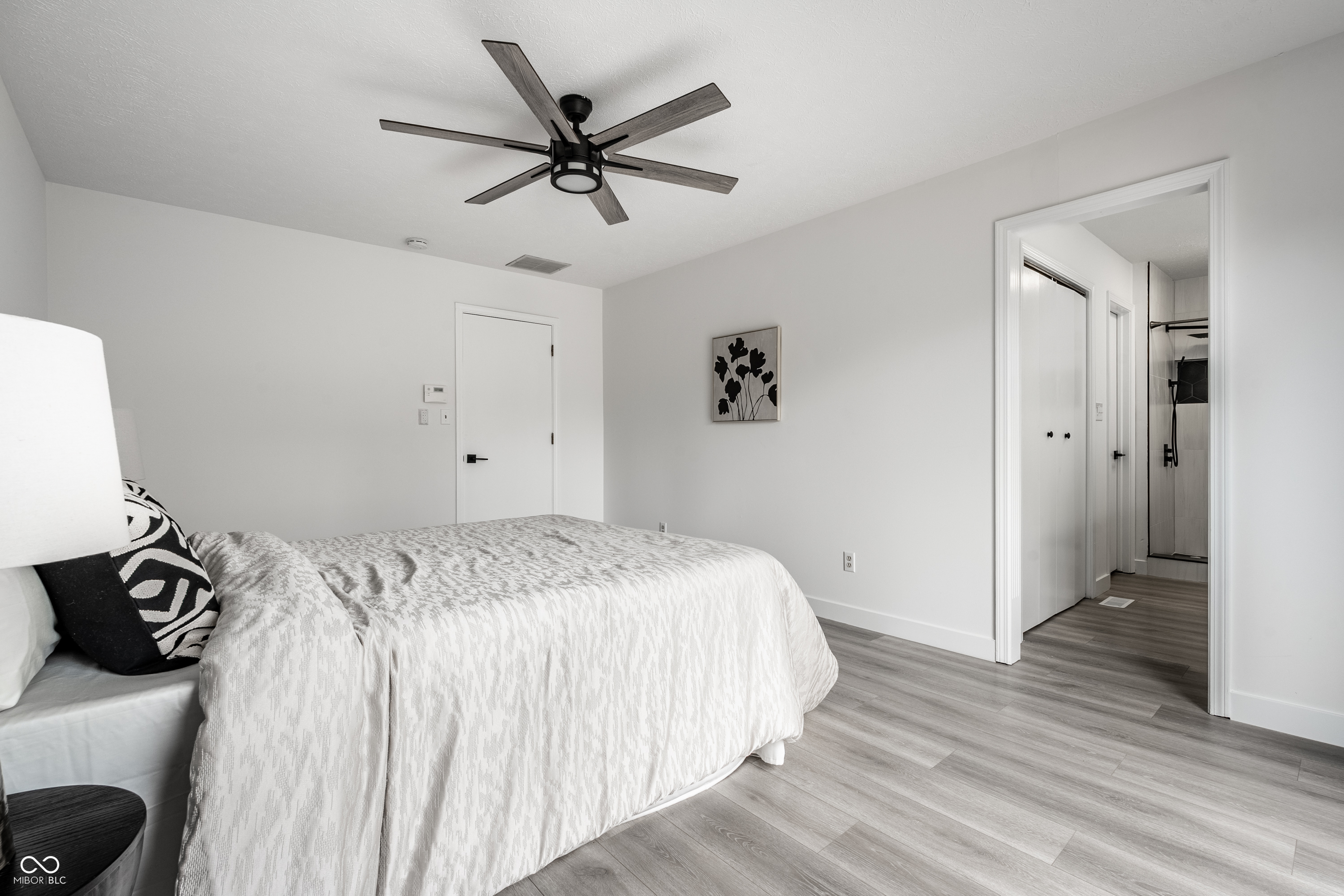 8425 Carthay Circle Fishers, IN 46038 - Photo 19 of 36