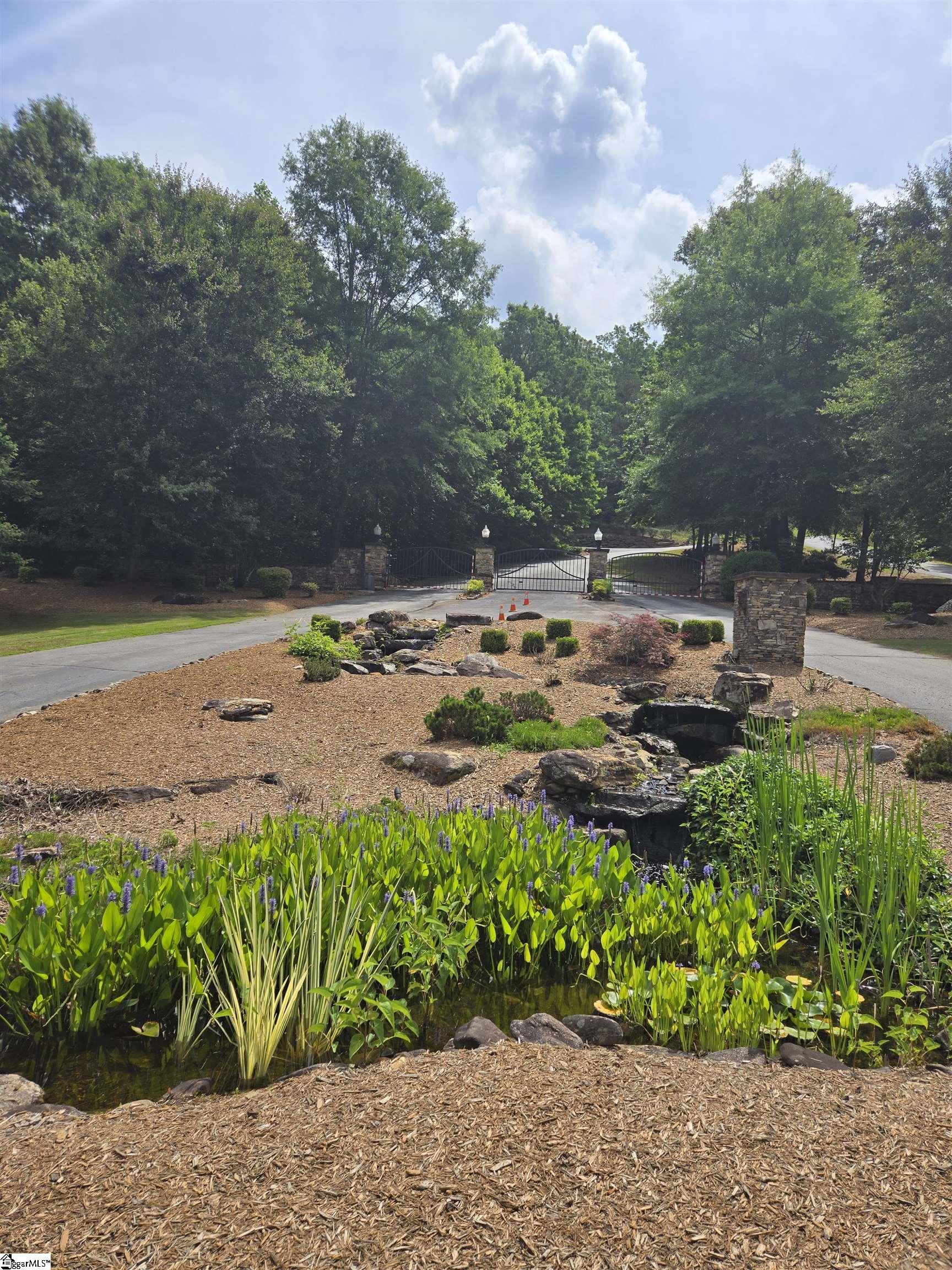 109 Bernhardt Way Pickens, SC 29671 - Photo 2 of 10