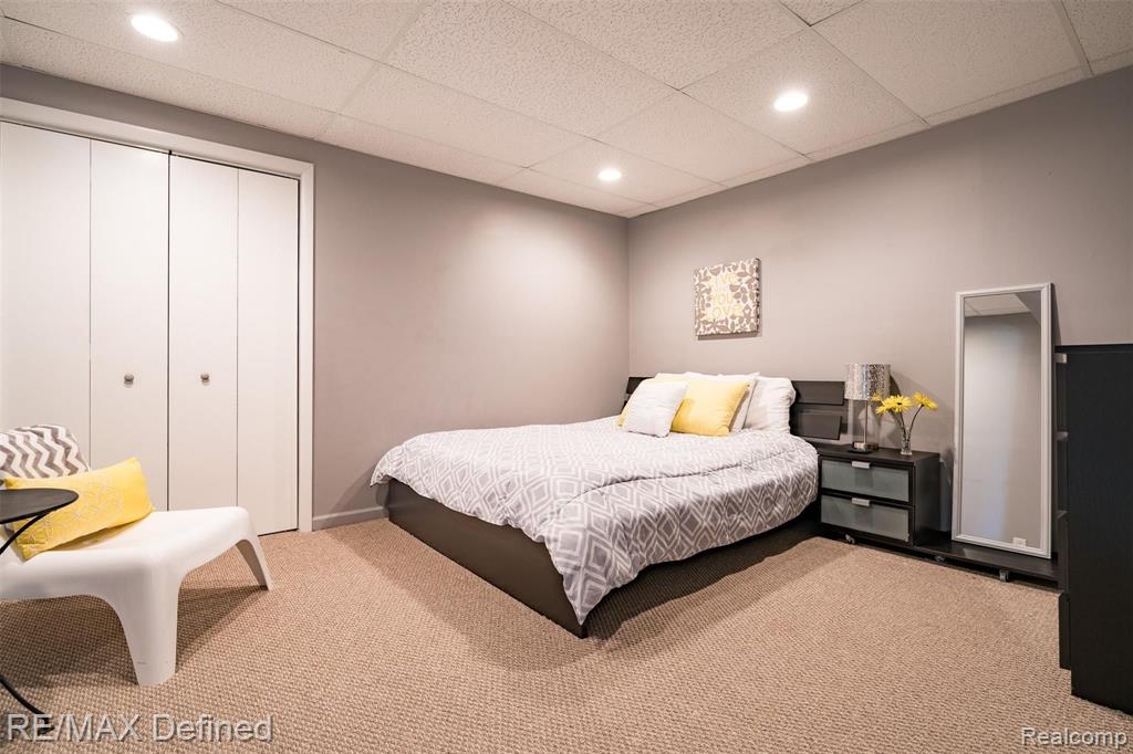 81 Foxboro Drive Rochester Hills, MI 48309 - Photo 24 of 34