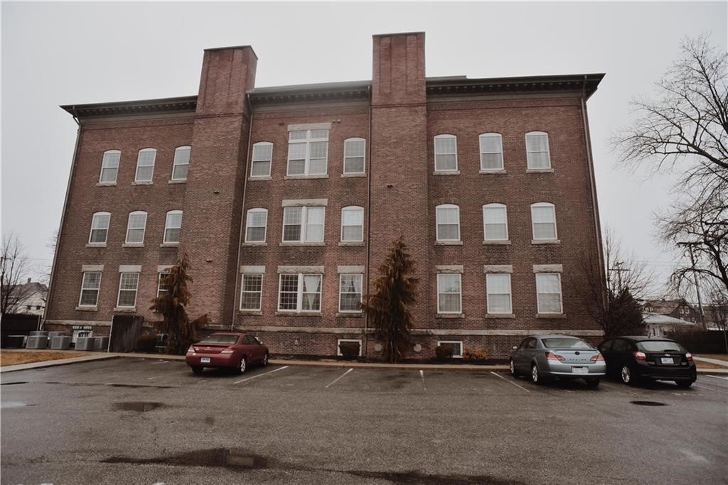 39 Webster Street, Unit 203 Pawtucket, RI 02860 - Photo 30 of 30 Gallery Image 30