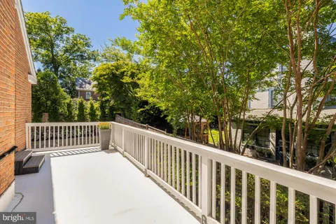 $2,000,000 | 7104 Beechwood Drive, Chevy Chase, MD 20815